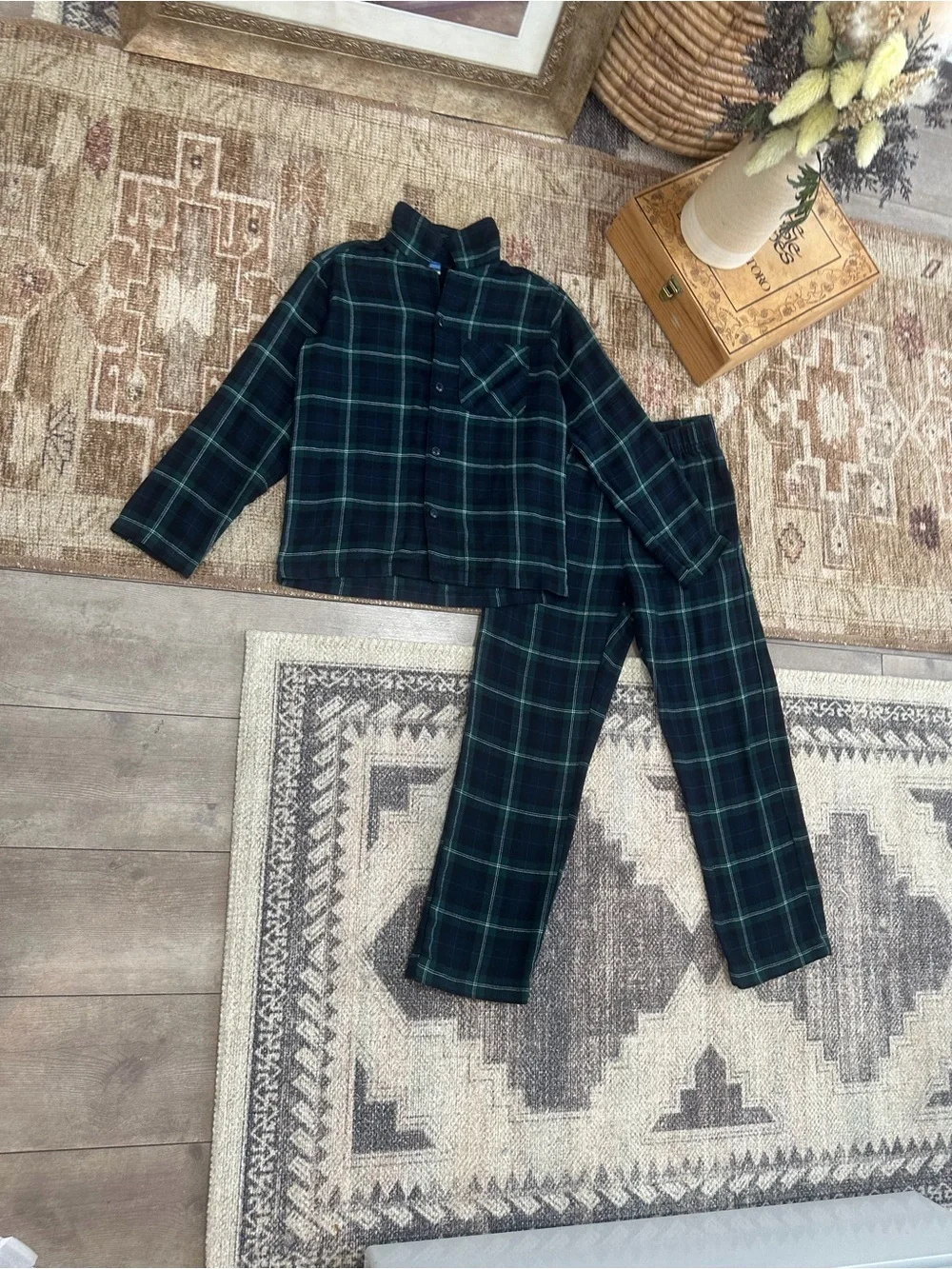 Old Navy Navy Green Plaid Kids Pajama Set Gender-Neutral Button-Front Size Mediu